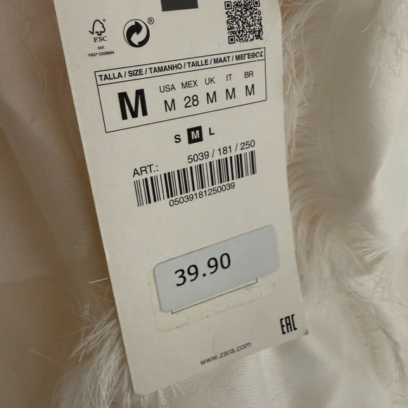 Zara White Textured Chemise with V-Neck - Picture 7 of 7